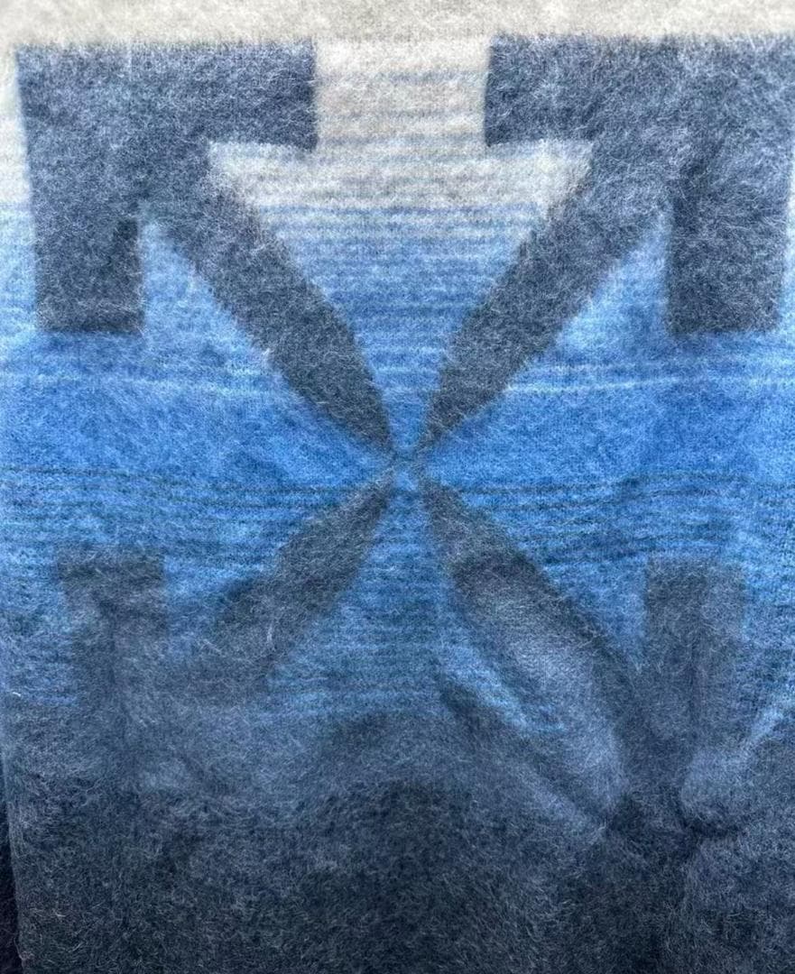 OFF‑WHITE アロー モヘア ワイドフィット ホワイトグラデーション