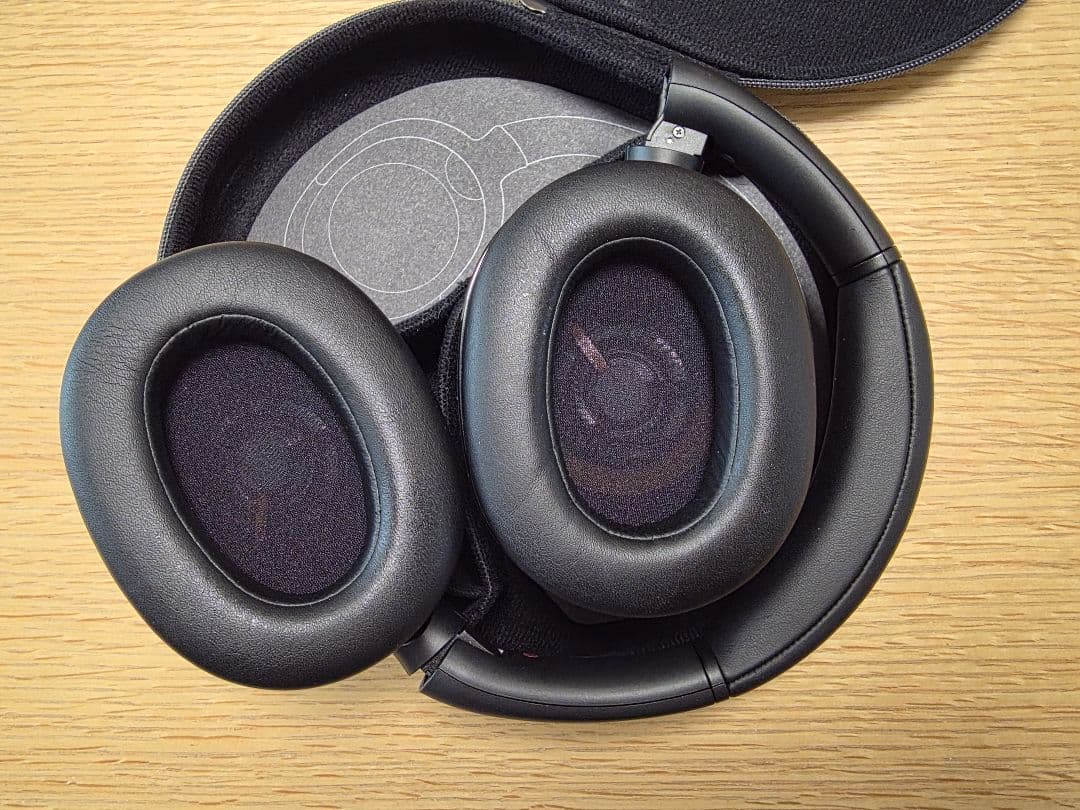 美品SONY ULTWEARソニーアルトウェアヘッドホンWH-ULT900NWC