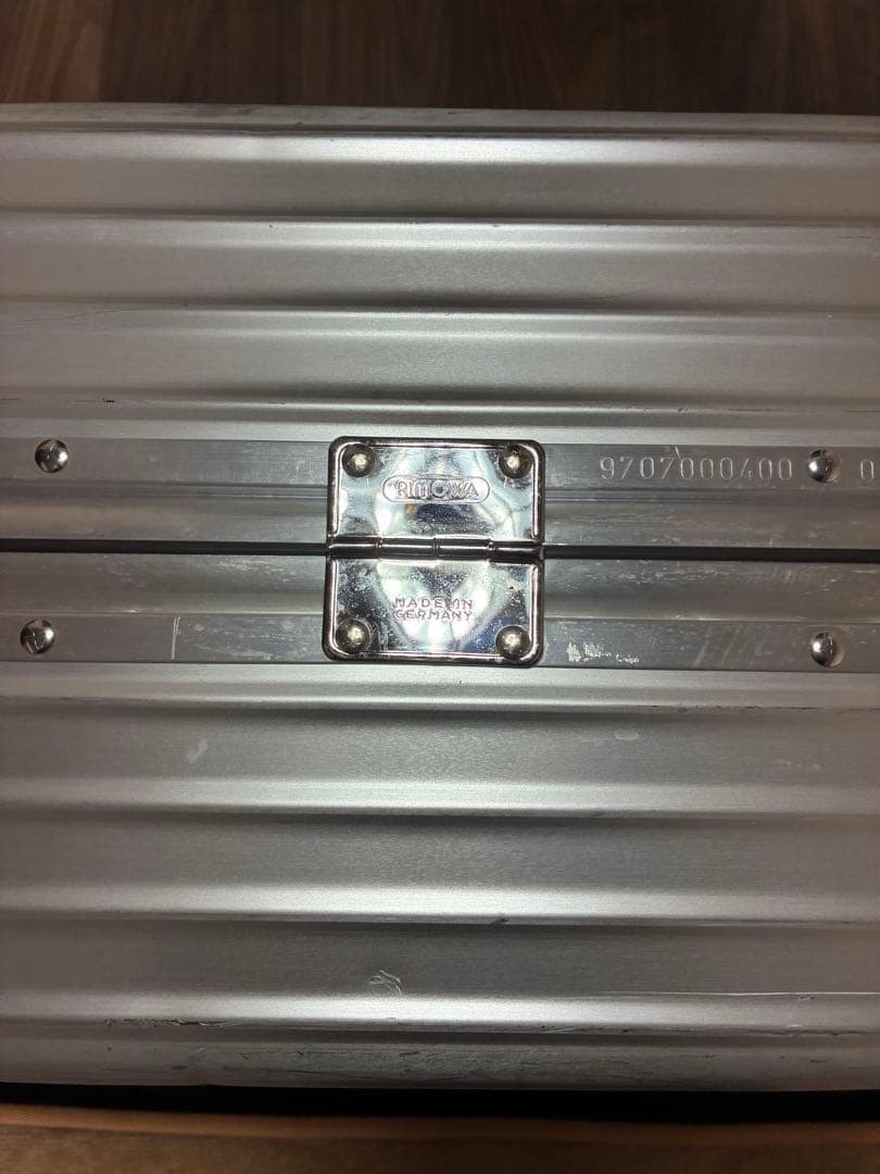 リモワ　クラシックフライト974.70 78ℓキャリーケース TSAロック付き