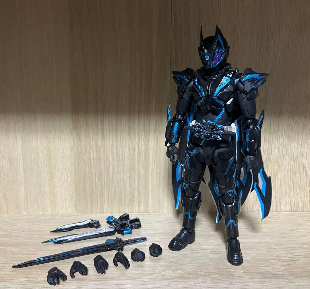 Xギーツ　s.h.figuarts　真骨彫　1/12　フィギュア