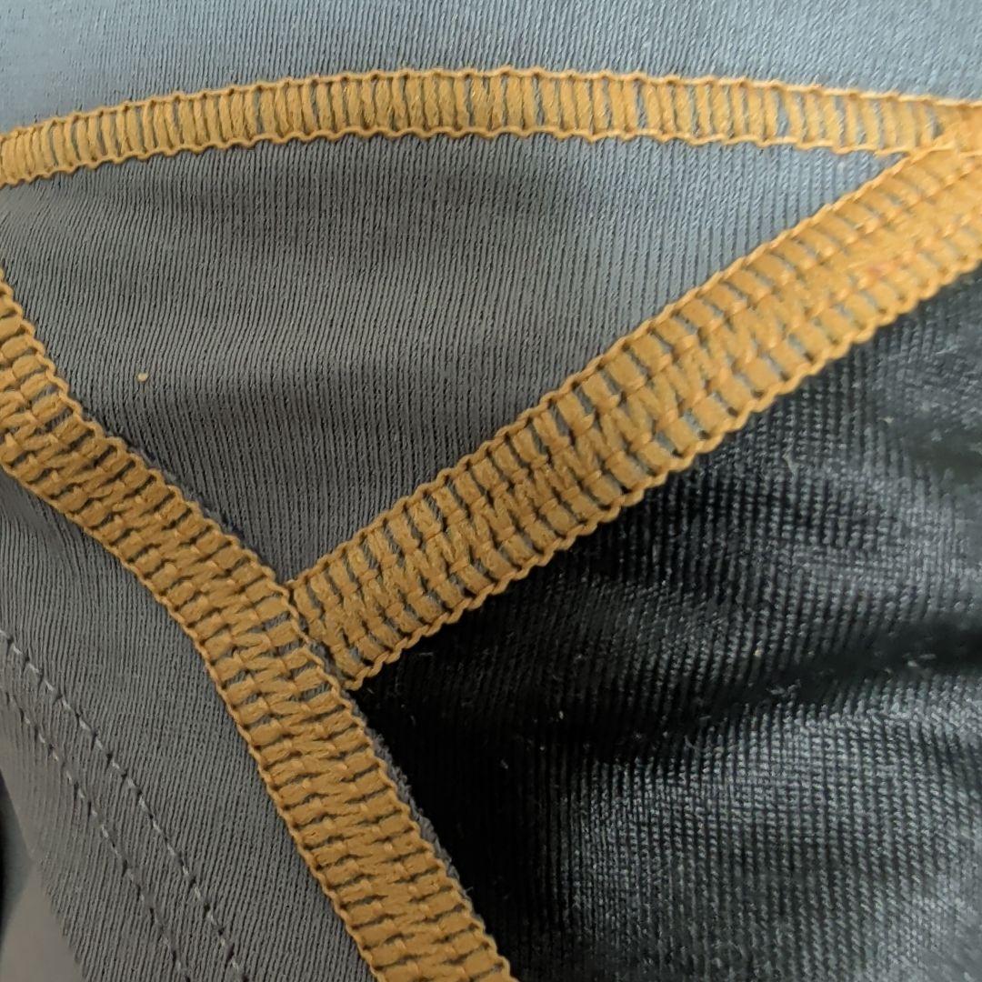 speedo 競泳用水着 グレー・黒