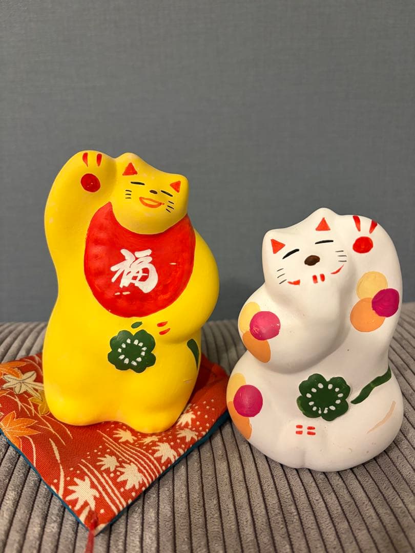 湯布院招き猫抽選品　輪葉葉黄色の招き猫 置物