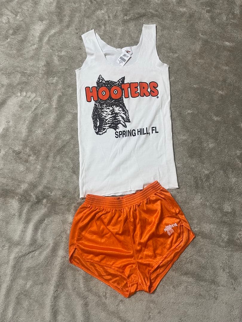 美品　HOOTERS　フーターズ　ウエイトレス　制服