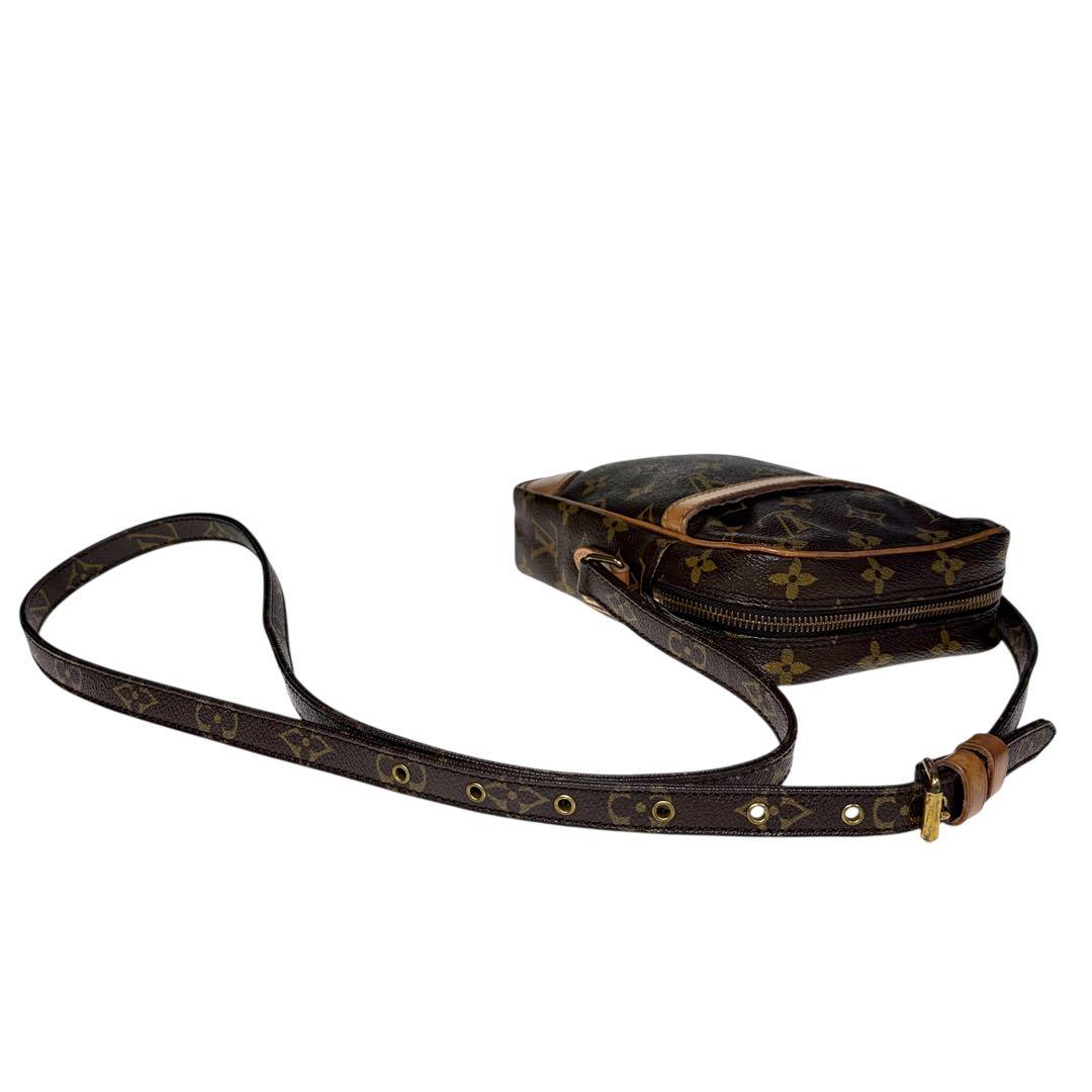 ヌメ革の色が明るい！ LOUIS VUITTON モノグラム ダヌーブ a987