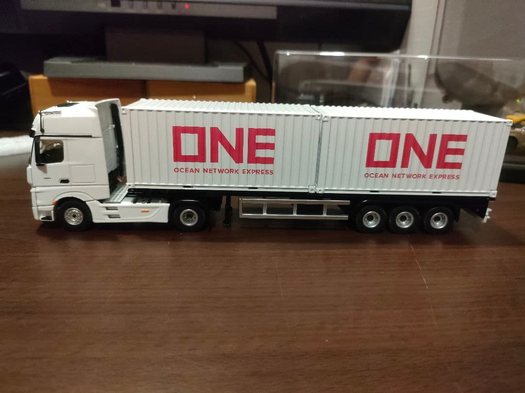 perka timemicro アクトロス コンテナ トレーラー 1/64