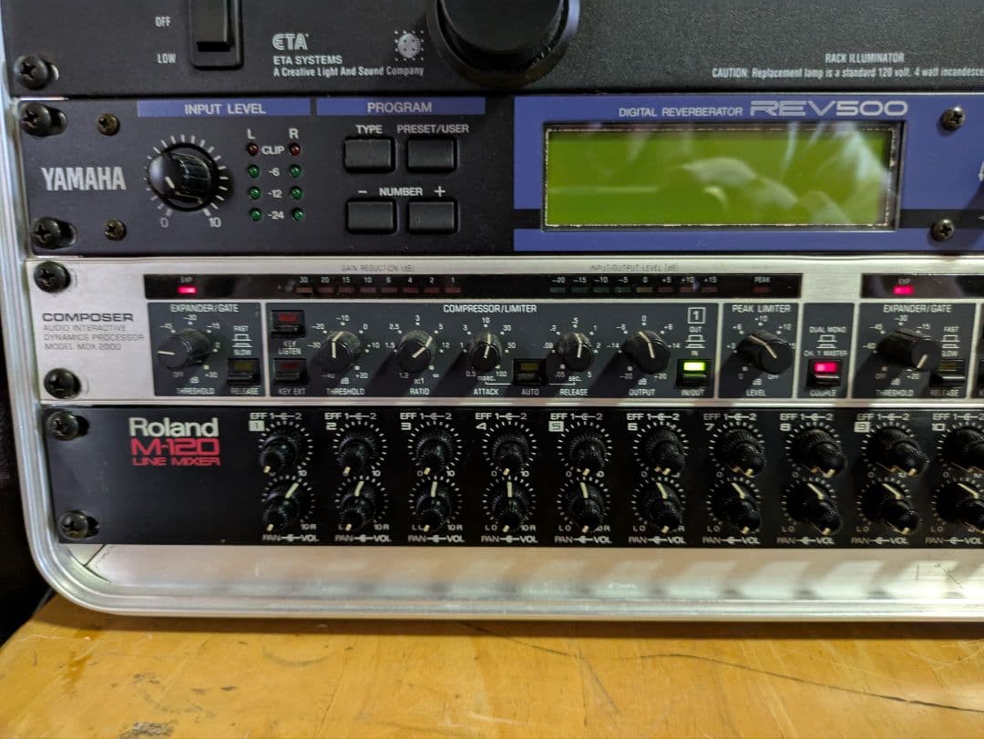 ラック　エフェクター　REV500 、MDX2000、ETA、M-120、SKB