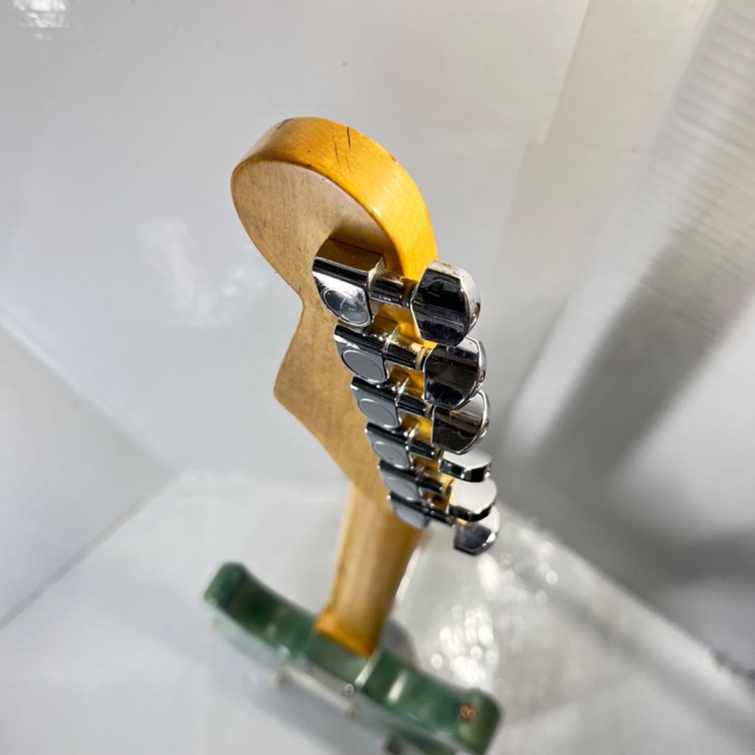 Vintage 　ストラトキャスタータイプ 　カモ感グリーン