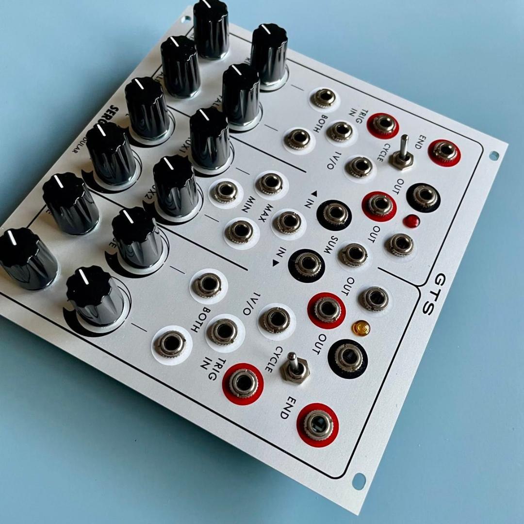 Random Source Serge GTS モジュラーシンセ