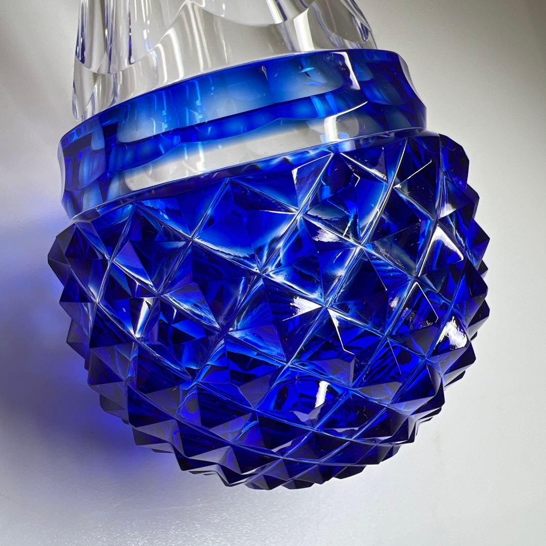 島津磯斉　薩摩切子色被ガラス鶴首花入　共箱　高さ15㎝　東Y7-0717⭐︎1F