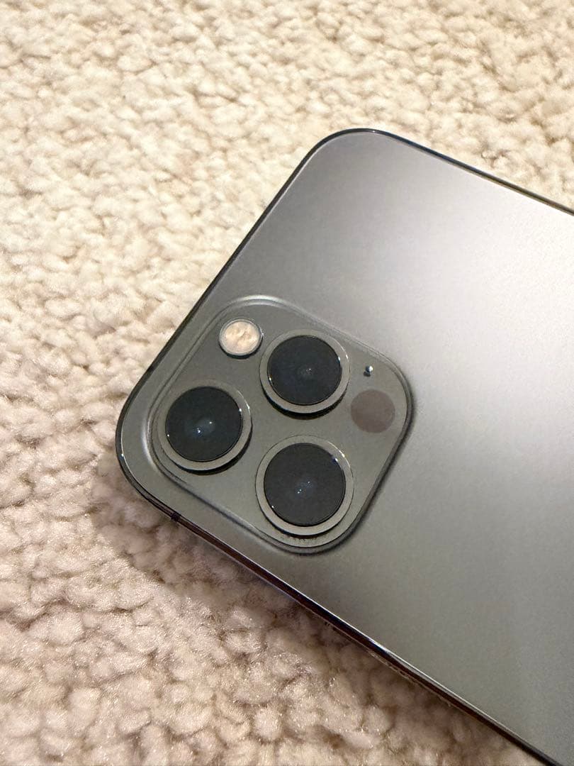 Apple iPhone 12 Pro グラファイト