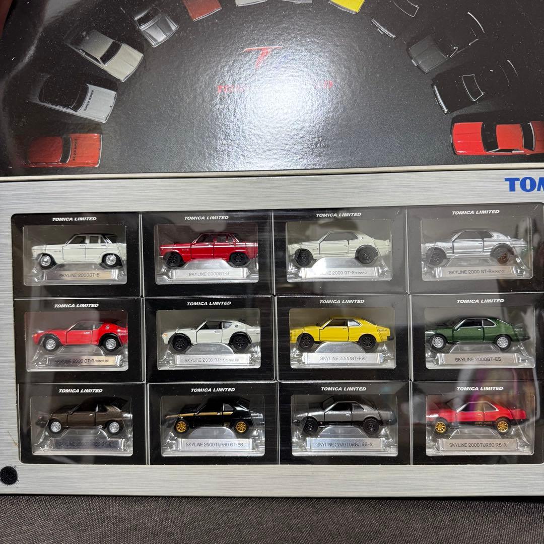 ミニカー TOMICA NISSAN SKYLINE 12 MODELS