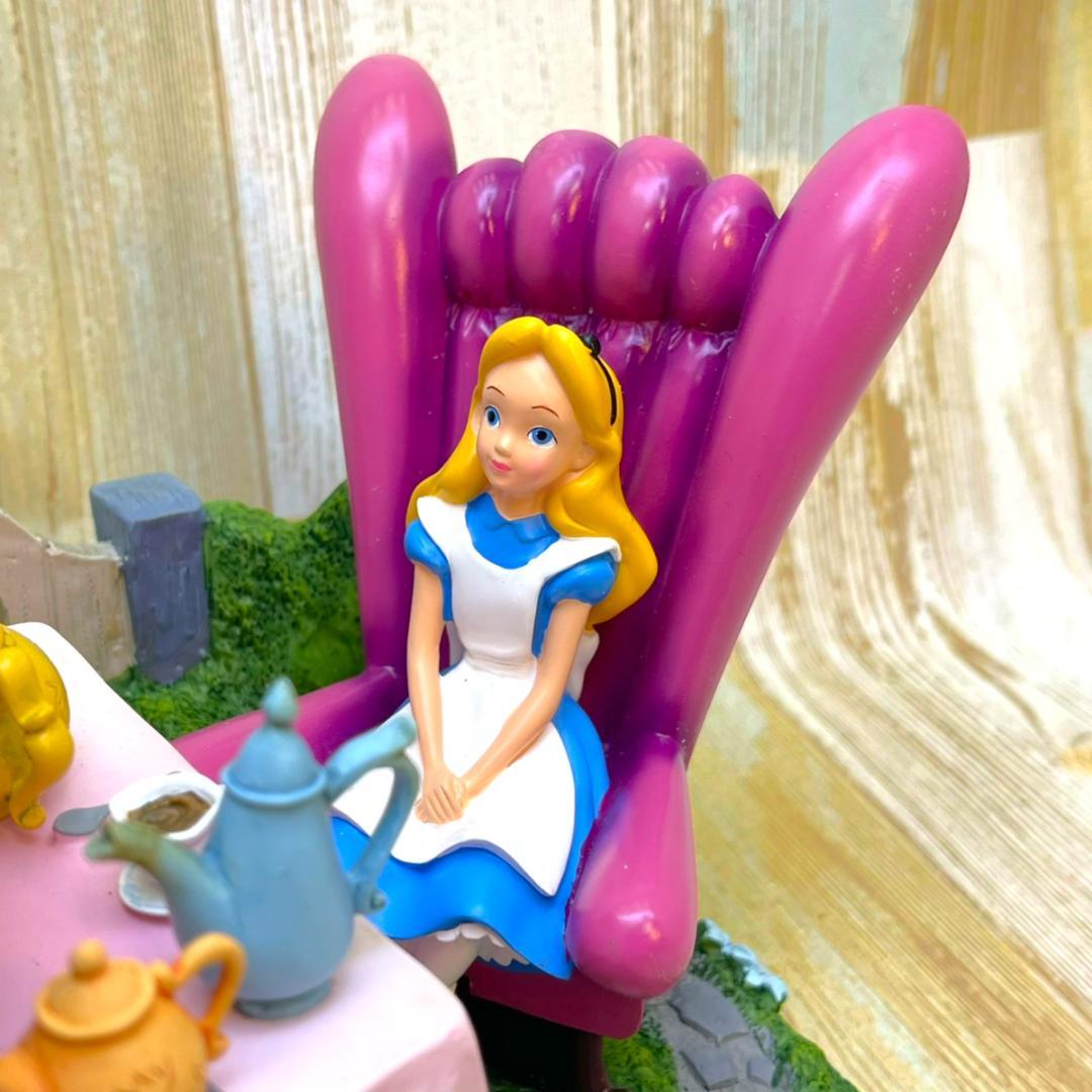 ふしぎの国のアリス チェシャ猫 ティーパーティー フィギュア★スノーグローブ