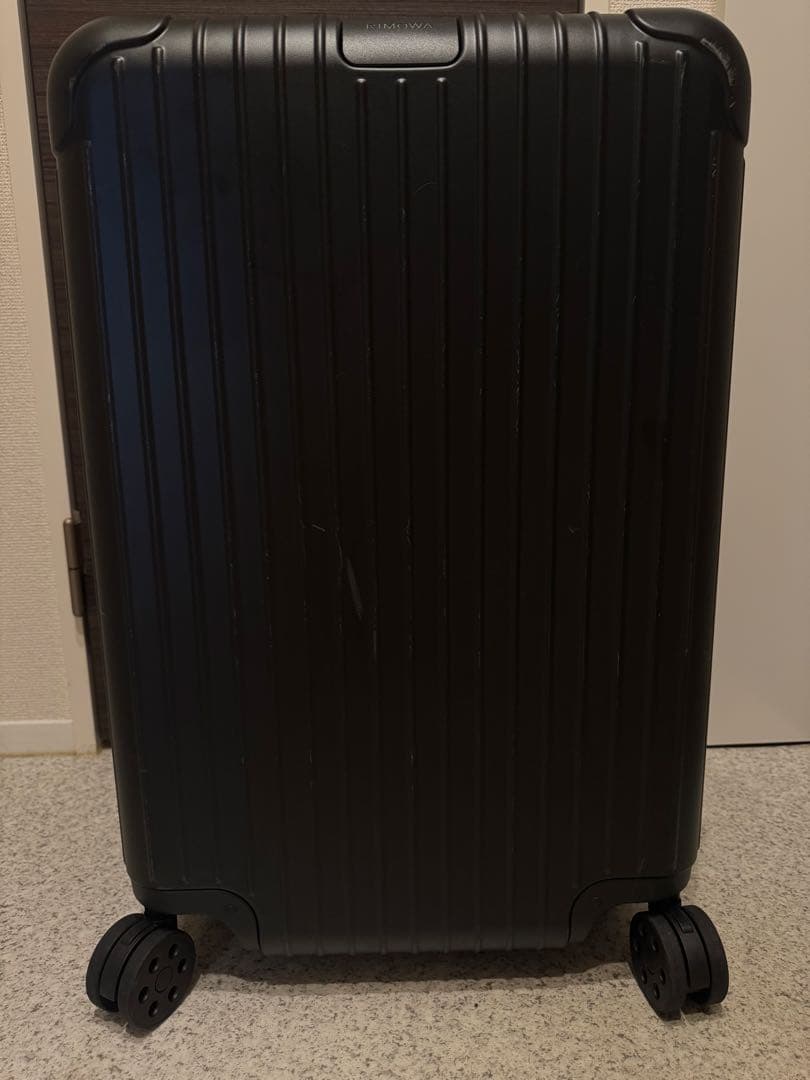 88　袋付き RIMOWA スーツケース エッセンシャル チェックイン M