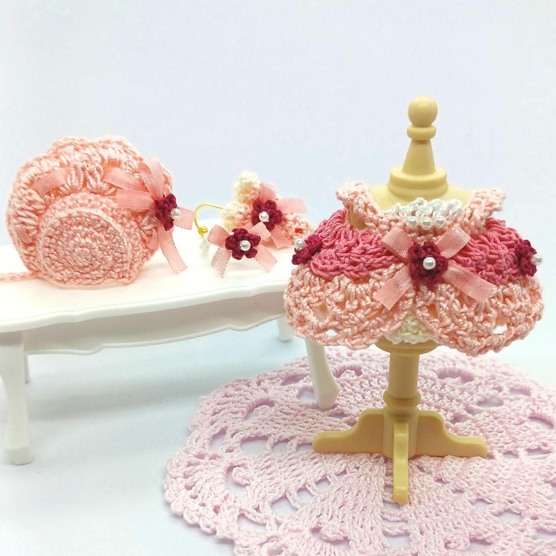 ひいページ　ミニチュアドール服　　ハンドメイドドール服