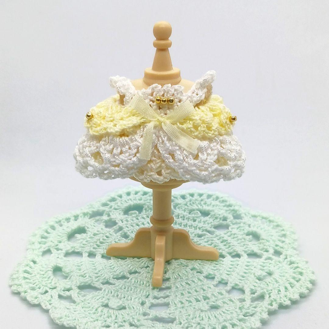 ひいページ　ミニチュアドール服　　ハンドメイドドール服