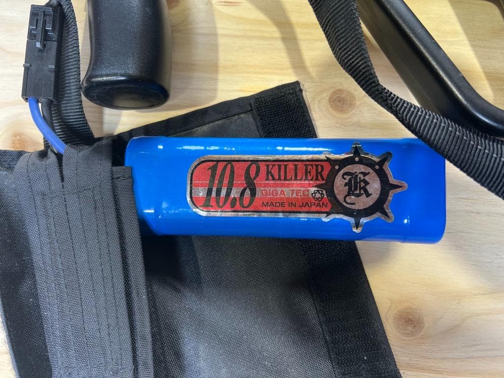 東京マルイ ステアーAUG　電動ガン ブラック