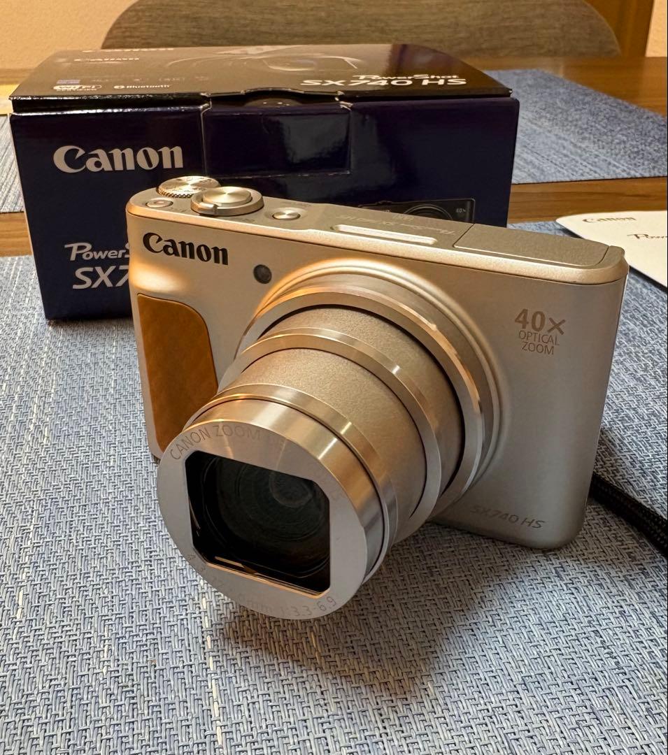 Canon PowerShot SX740 HS 本体