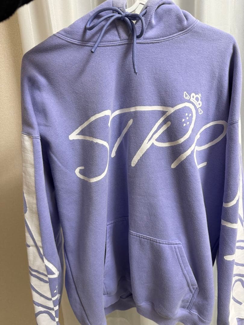 ななもり。 すとぷり パーカー、パジャマ、シュシュ、歌みた、缶バッチ、アクキー等