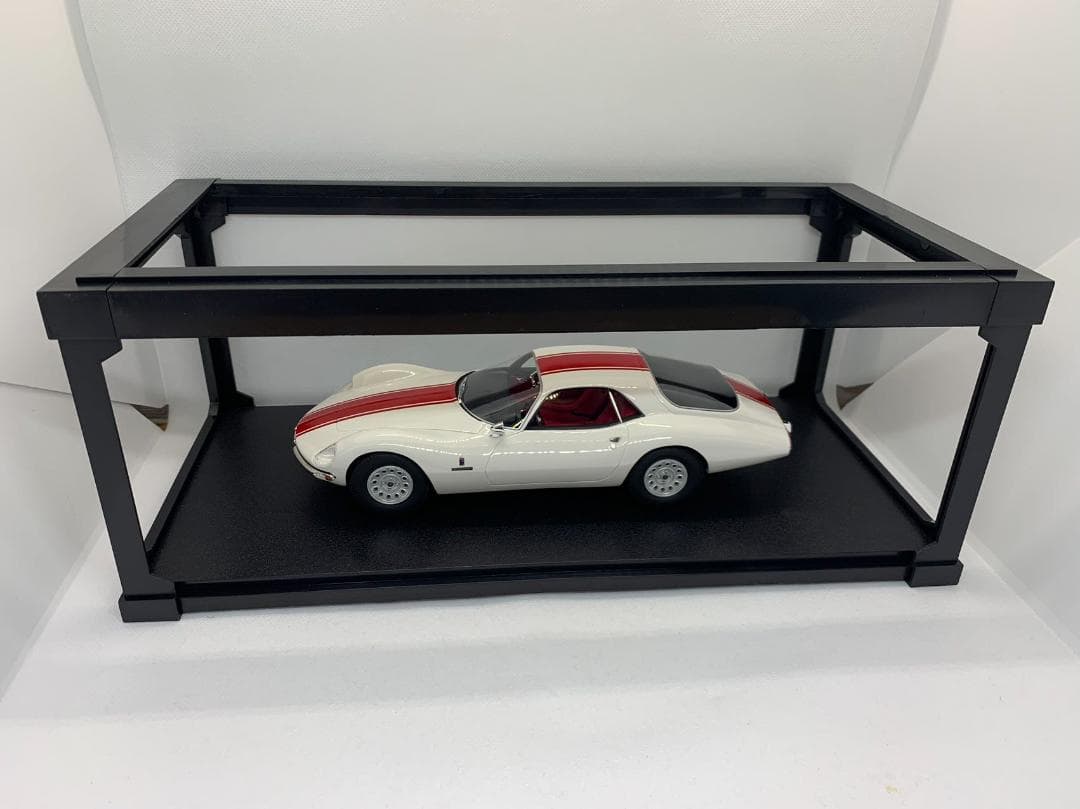 MAXIMA 1/18 アルファ・ロメオ GIULIA TZ2 COUPE