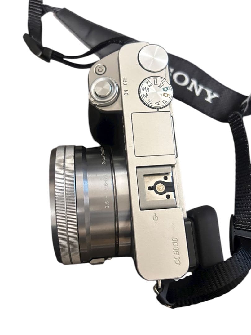 【極美品】SONY α6000 ダブルズームレンズキット ILCE-6000Y