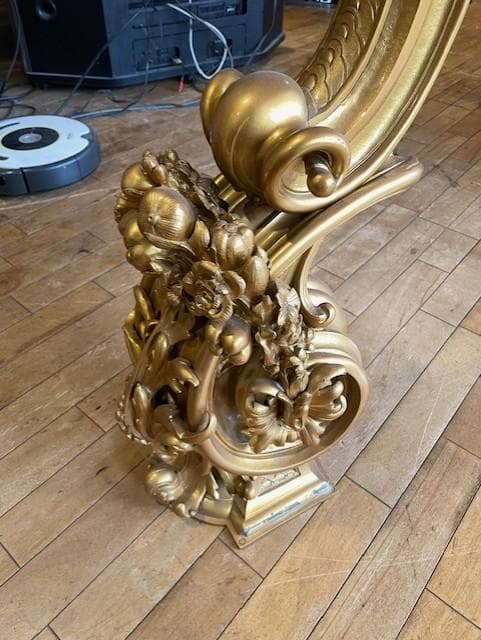 バロックスタイル ゴールド装飾柱