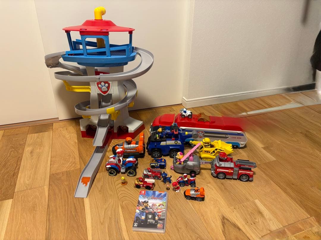 パウパトロールタワーとバウパトローラーとNintendo Switchソフト