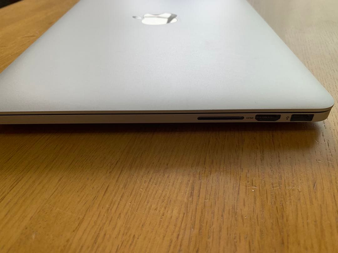 MacBook Pro 201513インチ8GB128GBcorei5おまけ付き