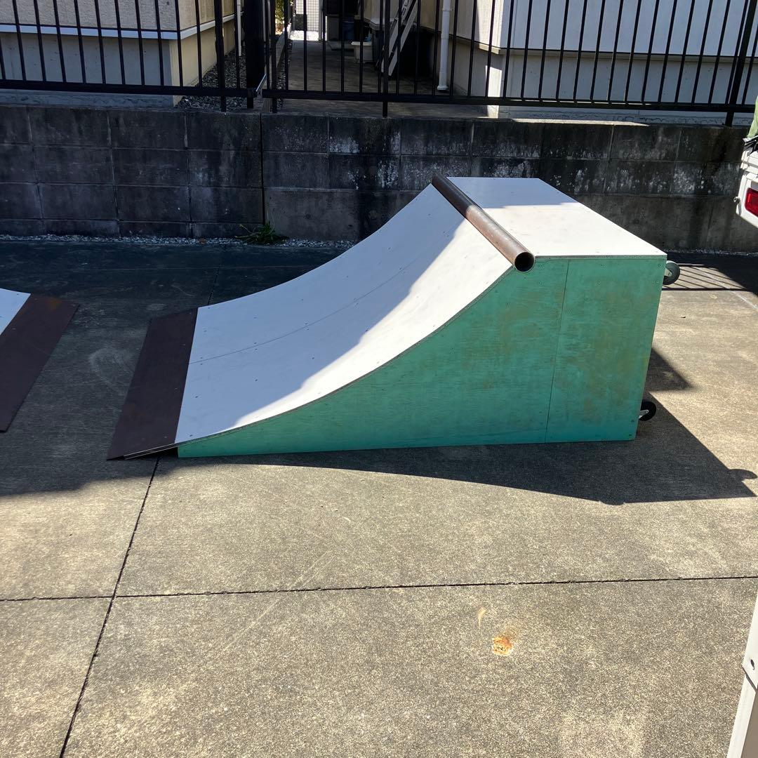 スケボー　ランプ