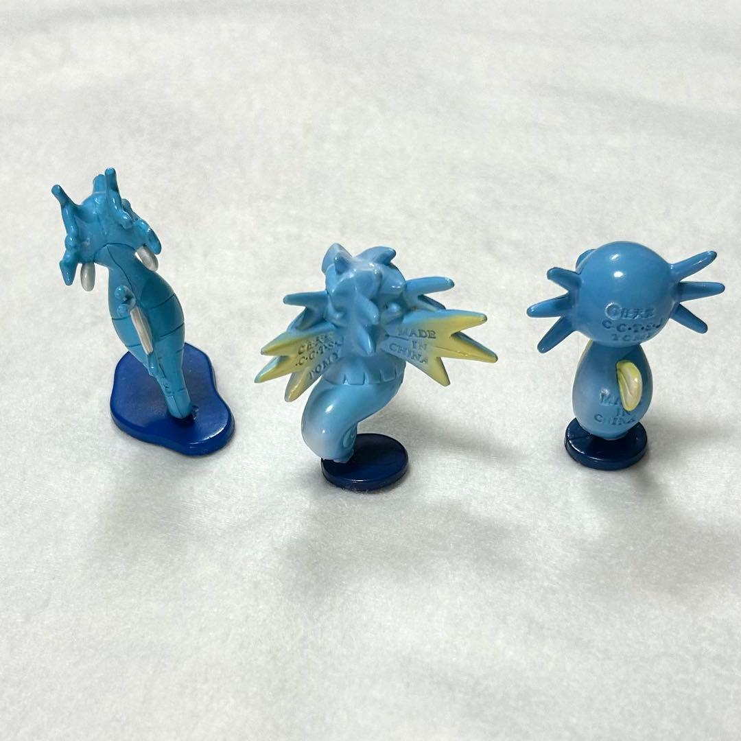 初期　モンコレ　キングドラ進化3点セット　ポケモン