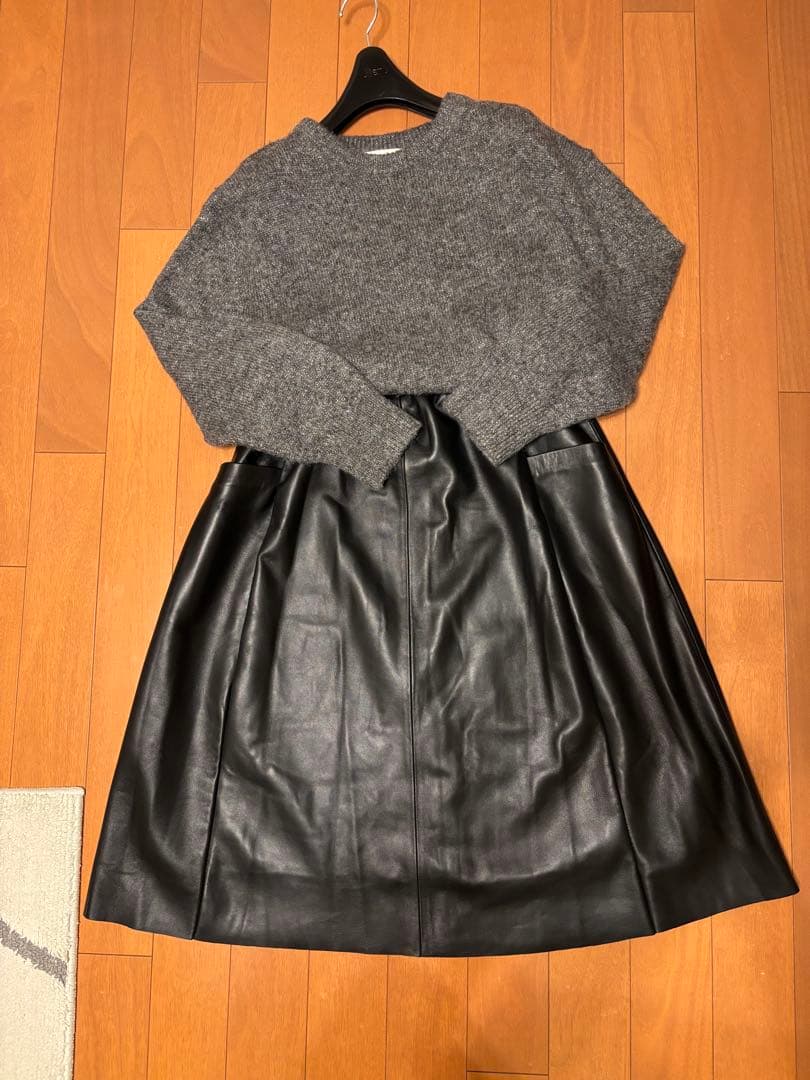 本革　ラム　レザースカート　黒　ブラック　L 未使用