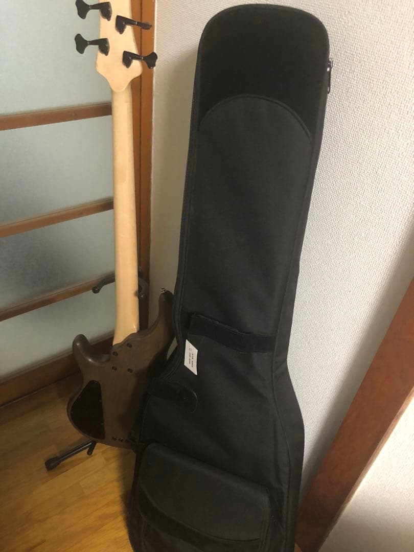 STR LS42 4弦ベース 24フレット　アクティブ