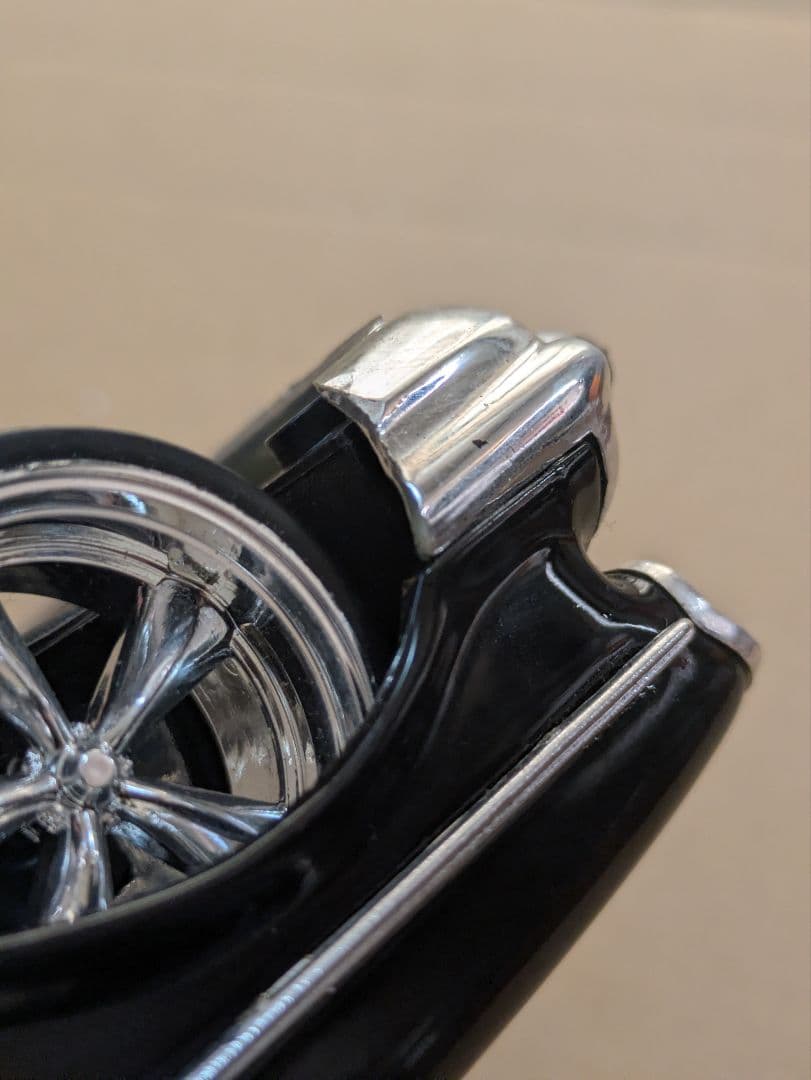 JADA 1957 シボレー ベルエア1/24スケール　ミニカー