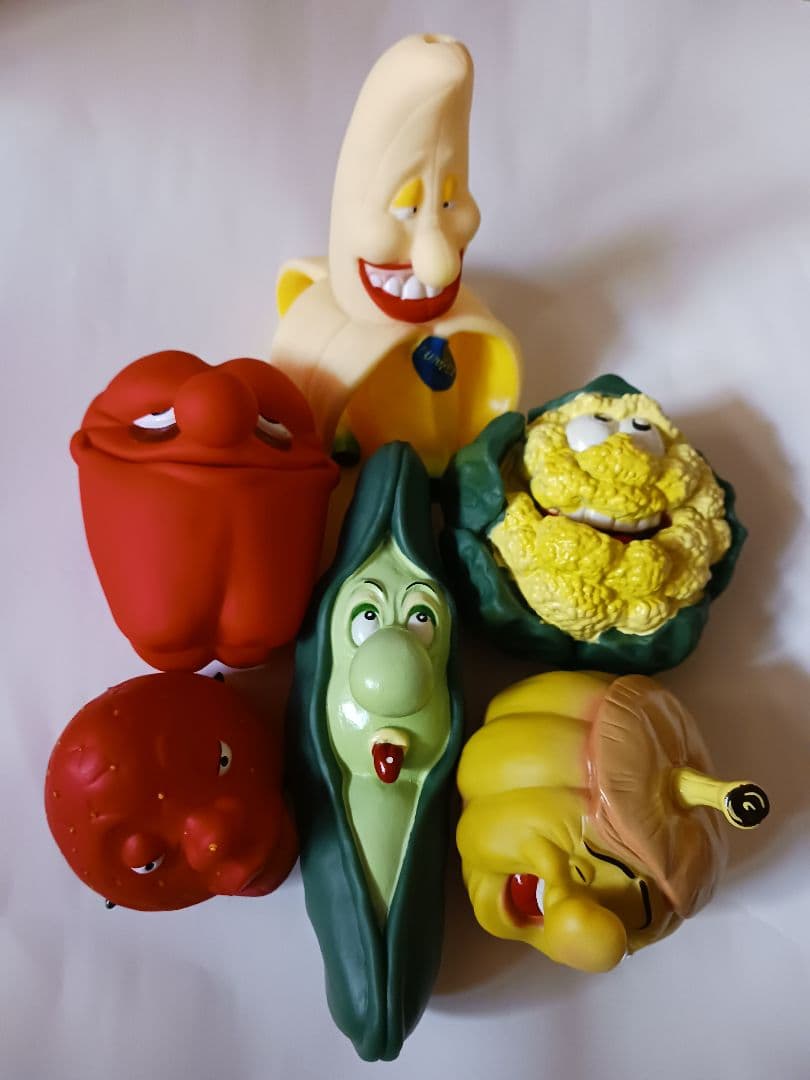 EURO　PET　ユーロペット　ベジタブルスクイーキートイ　ソフビフィギアセット