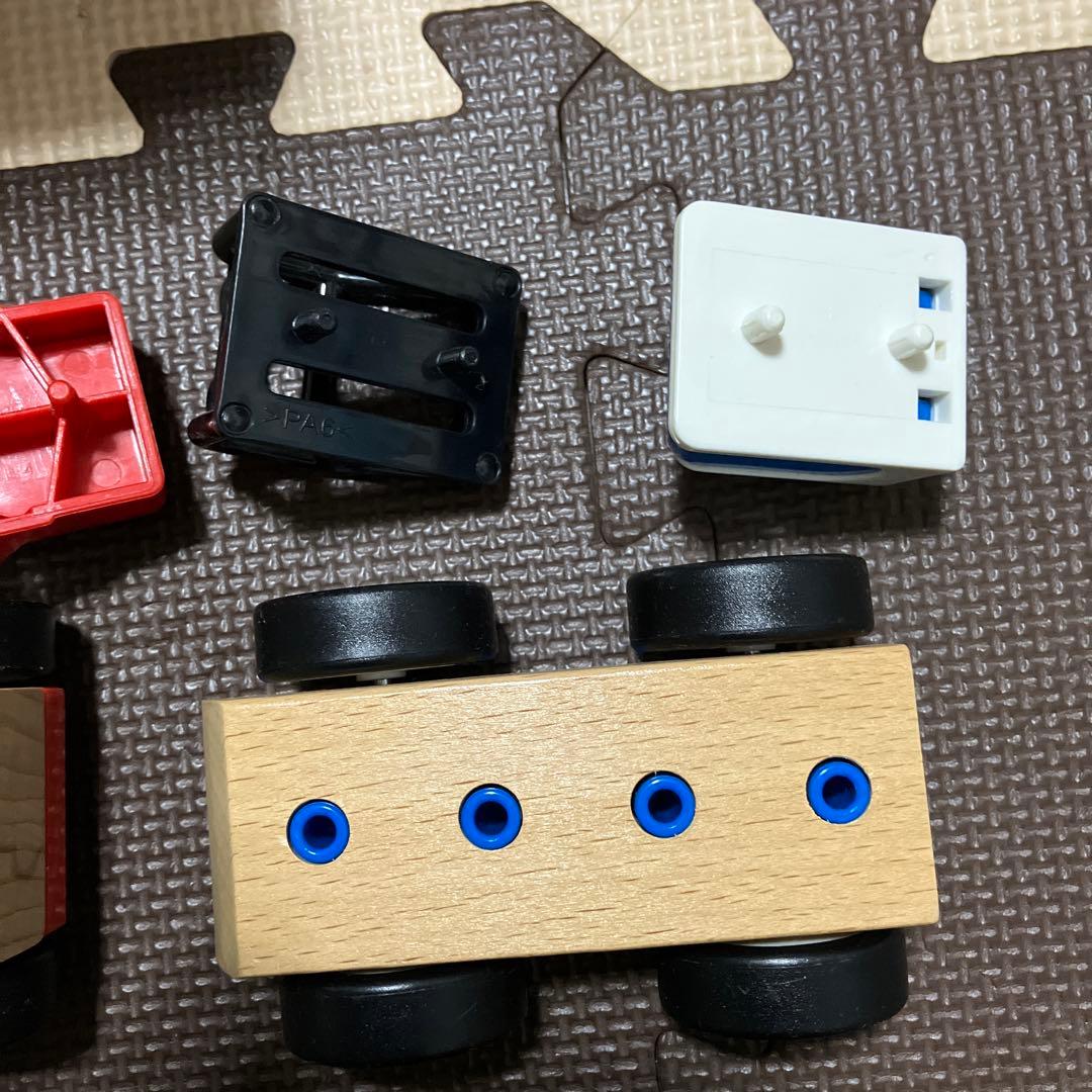 IKEA 車　木　おもちゃ　2点セット