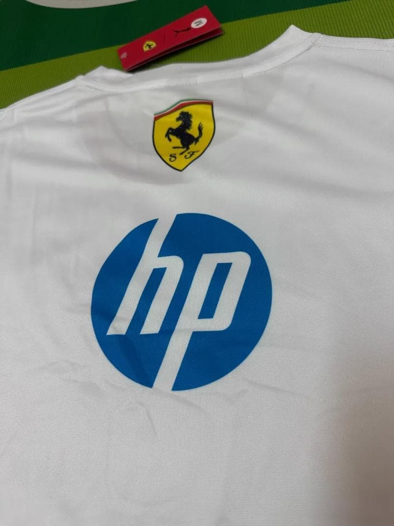 2025年F1フェラーリ ホワイトクルーネックレーシングウェア