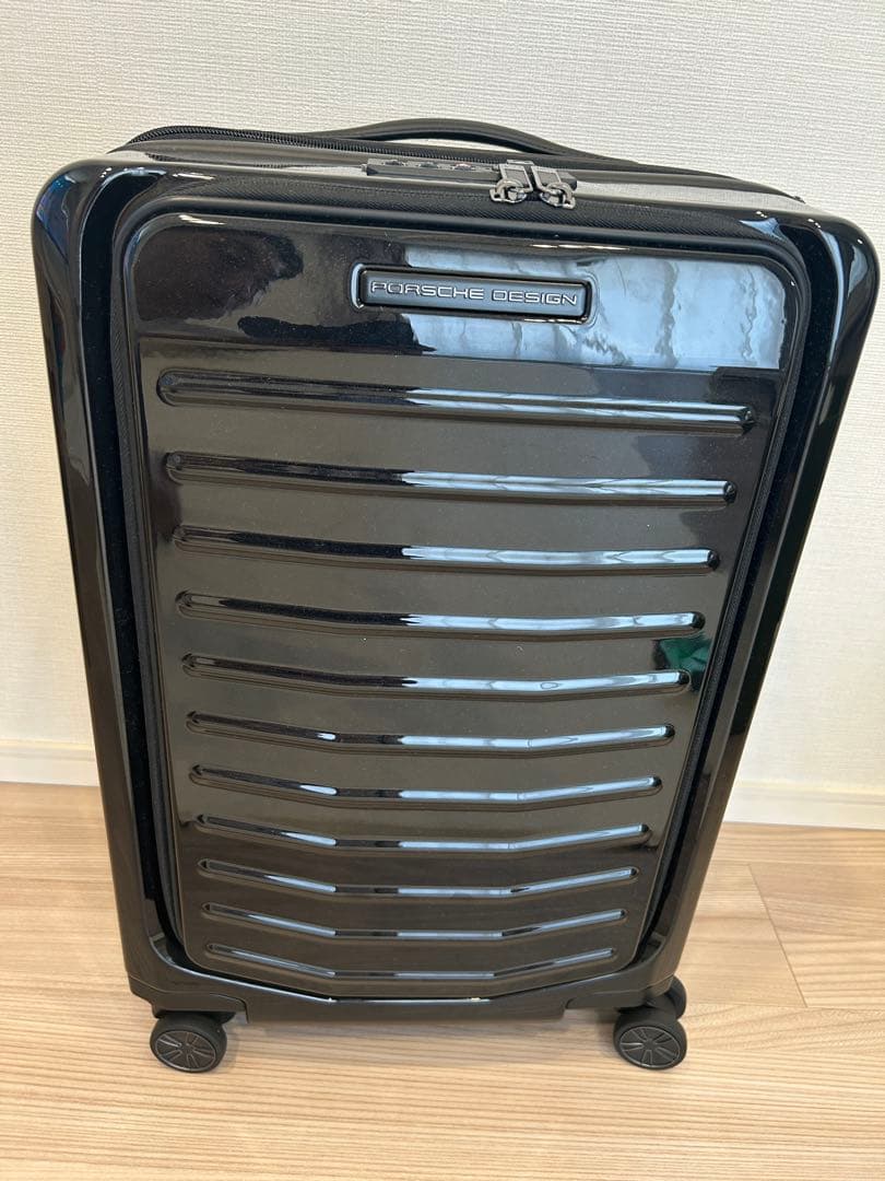 9月6日7日限定価格　ポルシェスーツケース　ブラック 新品未使用.確実本物