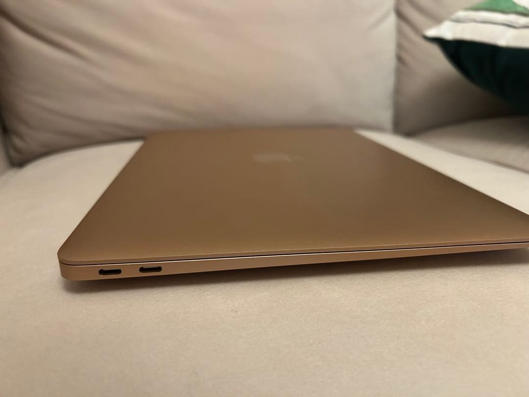 MacBook Air 13inch 8GB 256GB ゴールド 元箱付き