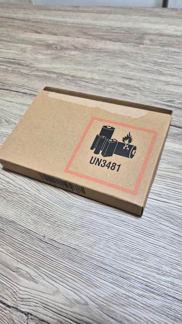 【美品】iPhone16 ピンク 256GB SIMフリー