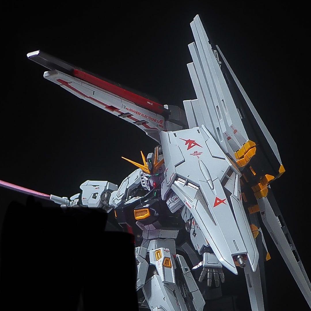 RG νガンダム　ff ガンプラ　全塗装　完成品