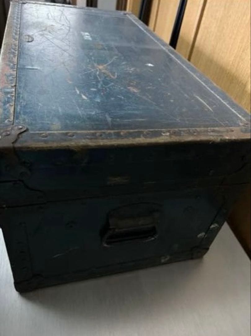 ヴィンテージ家具　アンティーク雑貨　おしゃれ　カフェ　トランク　インテリア　北欧