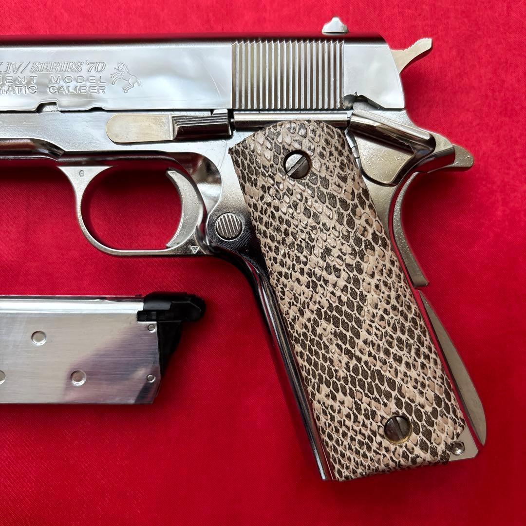 東京マルイ　コルトガバメント　ニッケルフィニッシュ　カスタムレザーグリップ訳あり