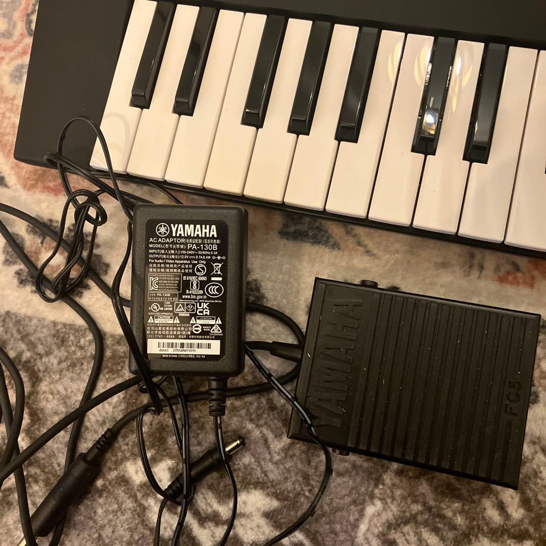 Yamaha reface CP 37キーボード サスティンペダル付き