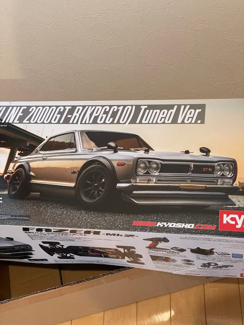 【新品未開封】京商Nissan Skyline 2000GT-R Tuned