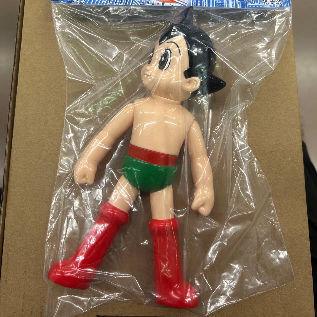 新品未開封 ワンフェス2025 鉄腕アトムソフビ フィギュア　当日版権商品