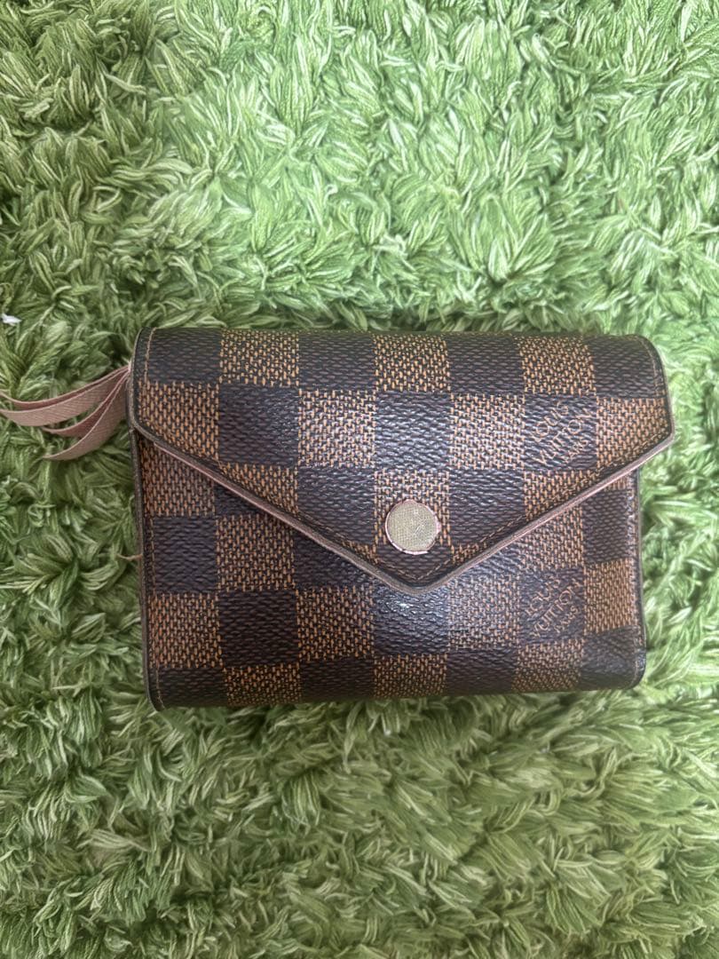 ルイ・ヴィトン♡ ダミエ エベヌ ローズ ポルトフォイユ ヴィクトリーヌ