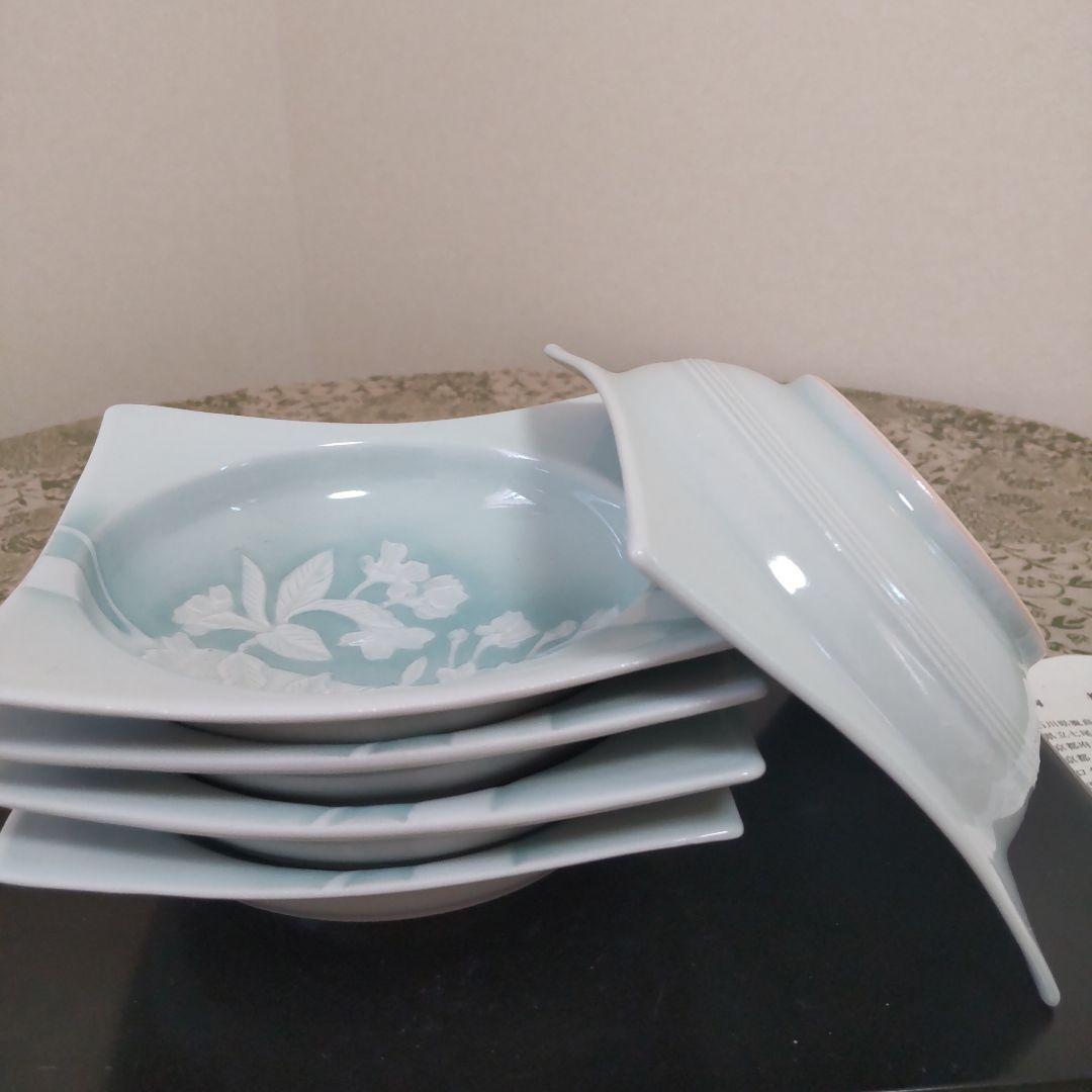 九谷焼小鉢五枚組　青白瓷桜文彫り四方　池島保雄作