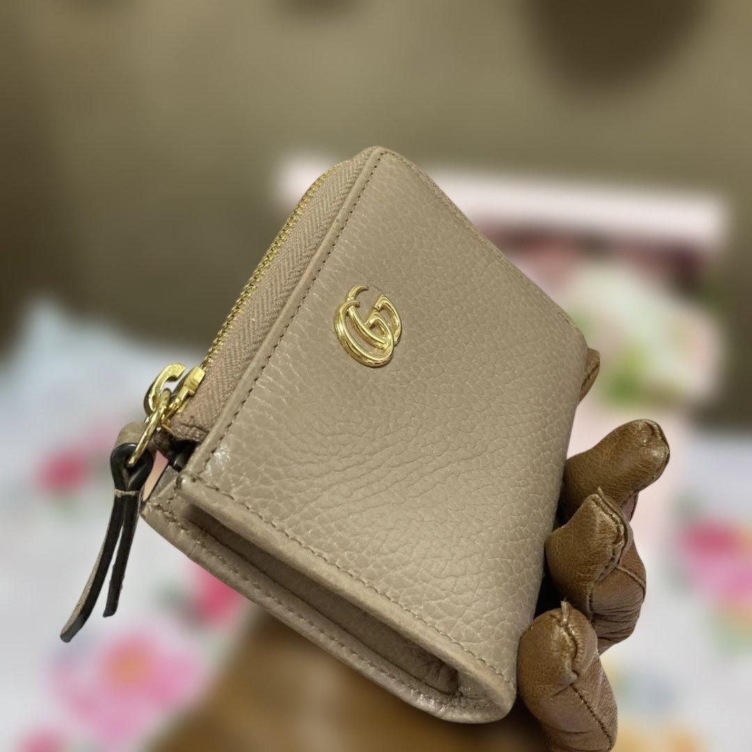 GUCCIマーモントアラウンドジップウォレット超美品八万円以上たいへん綺麗