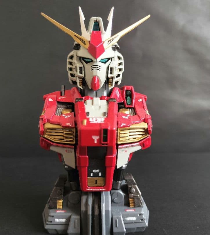 ニューガンダム　メカニカルバスト ガンダム 全塗装 オリジナルカラー