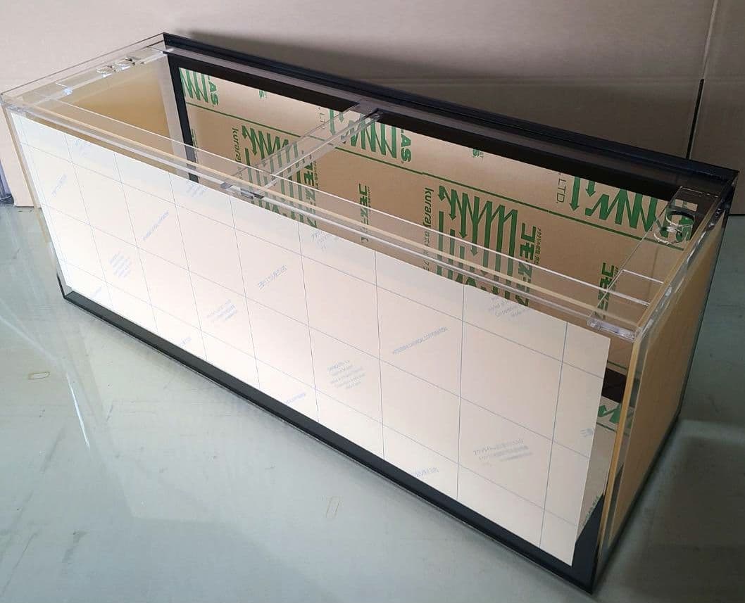 アクリル水槽　900×300×360　マット仕様（塩ビ蓋付き）