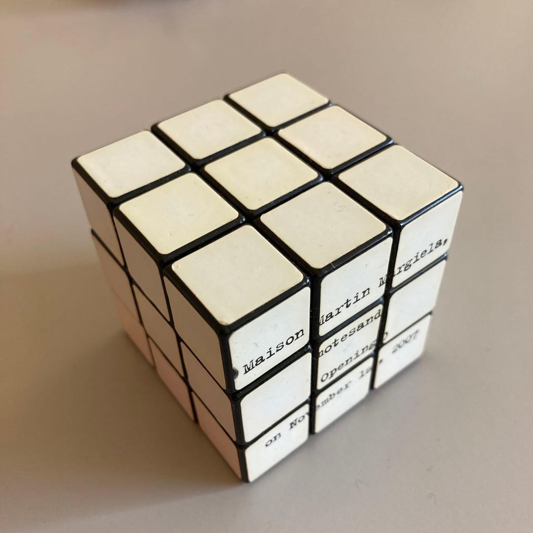 MARTIN MARGIELA　マルタンマルジェラ＿ルービックキューブ